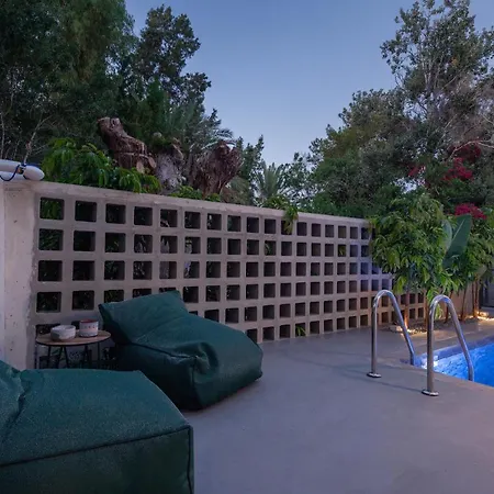 מלון דירות Adrop Pool 4*