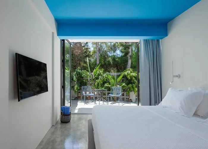 Adrop Pool Lejlighedshotel 4*