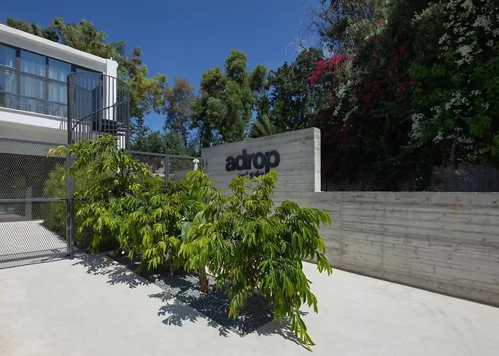 Aparthotel Adrop Pool