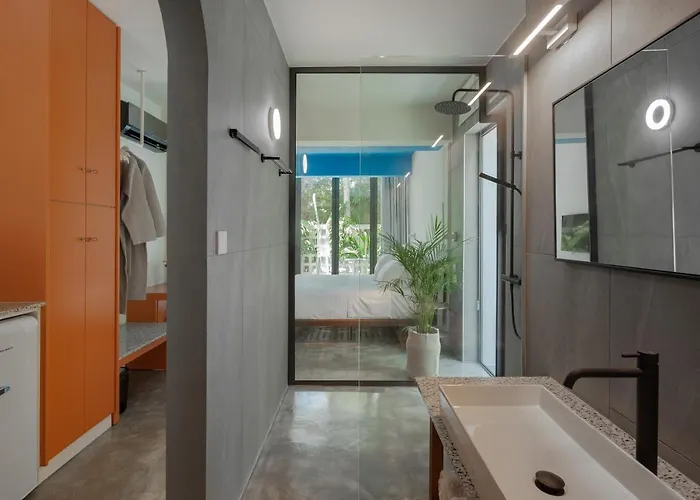 Aparthotel Adrop Pool 4*